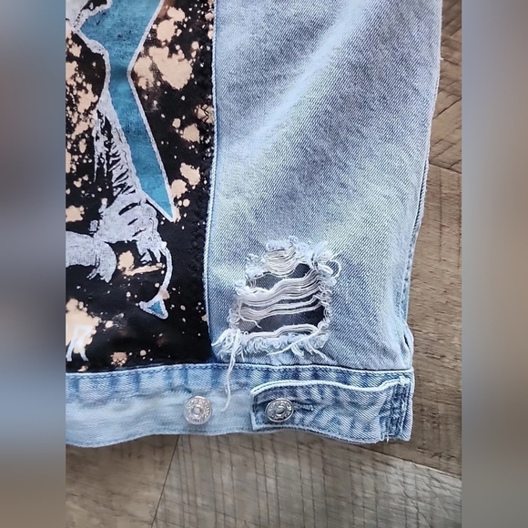 SOLD | Upcycled David Bowie Custom Denim Jean Jacket Distressed Bleached M - Picture 12 of 15